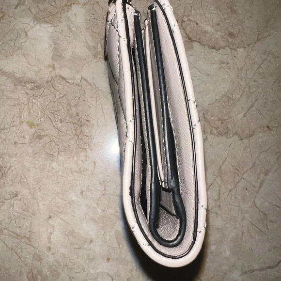 Versace Quilted Lambskin Leather Medusa Wallet Full Set | NEW - Picture 9 of 12